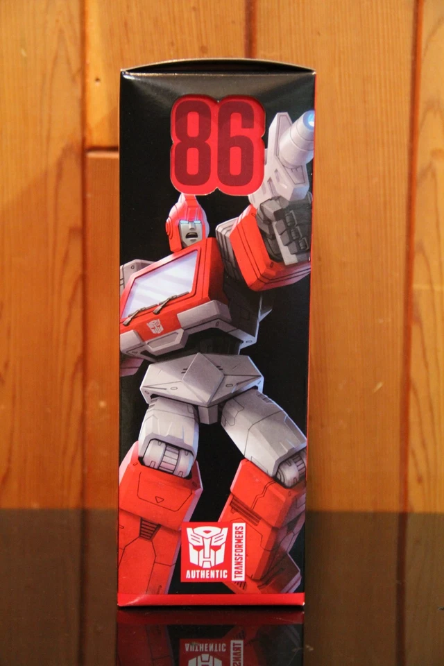 Transformers Studio Series 86-17 Voyager Class Transformers The Movie - Image 3 of 4