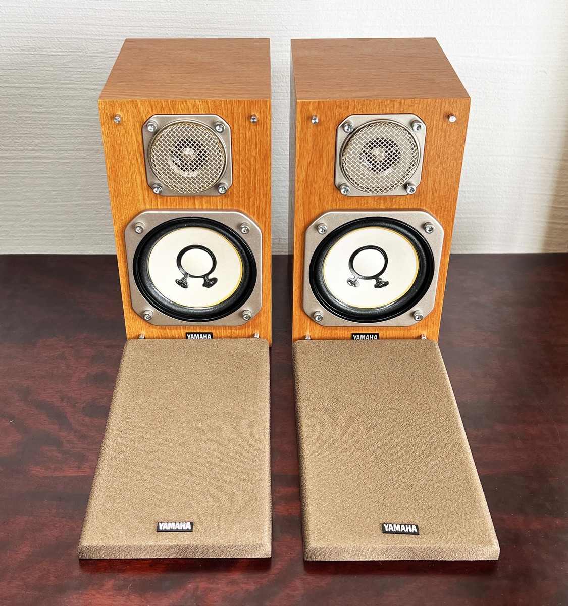 YAMAHA NS-10MM Cherry Brown Mini Studio Monitor Speaker good