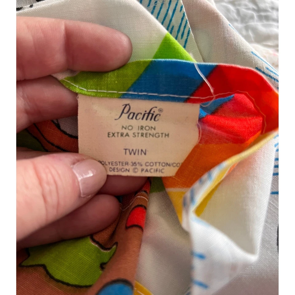 Vintage Twin Mickey Mouse Set of Vintage sheets, 1 pillowcase, Pacific, Disney - Image 3 of 4