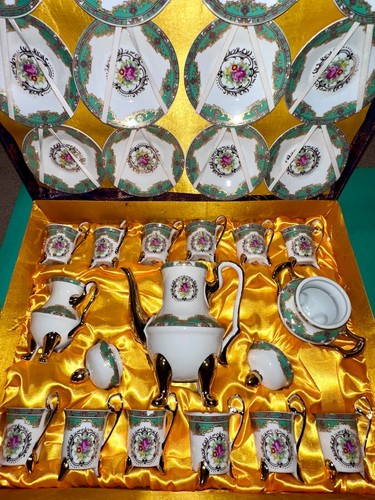 Yau Shing (YS) Laurel Shield Fine Porcelain Pink Green Demitasse 29 Pc. Tea Set - Picture 3 of 21
