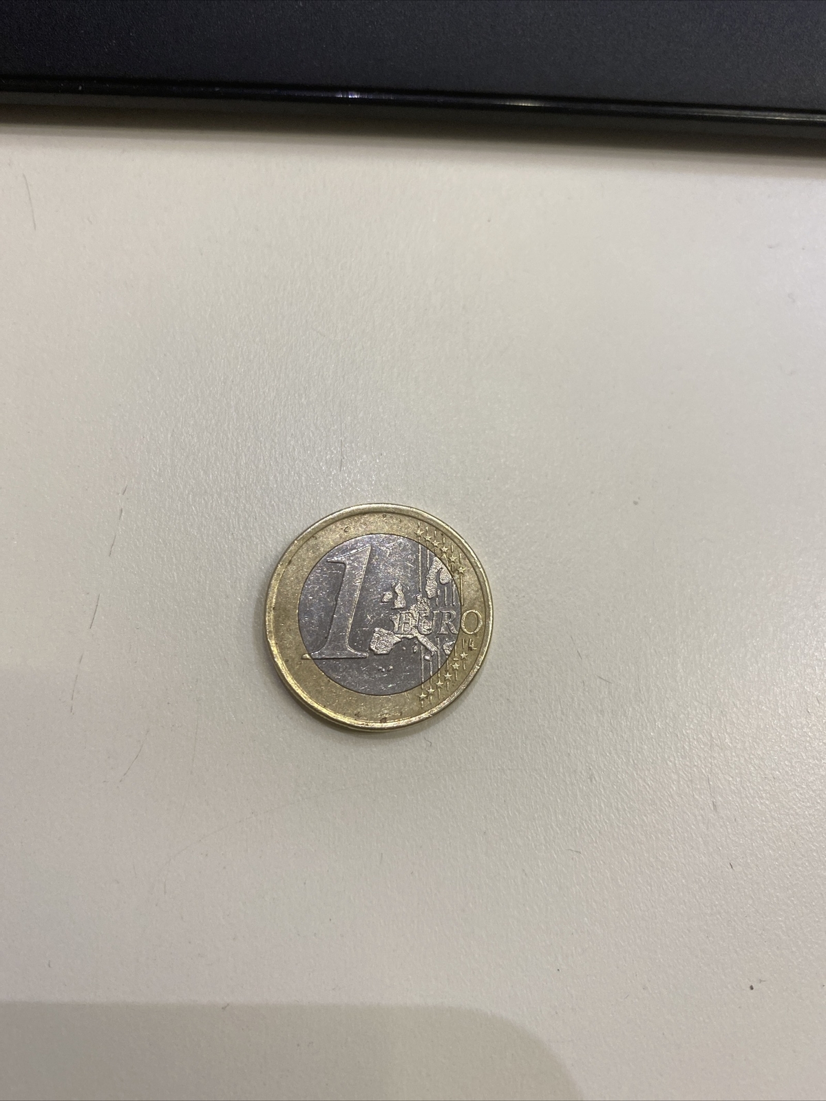moneta da un euro con gufo