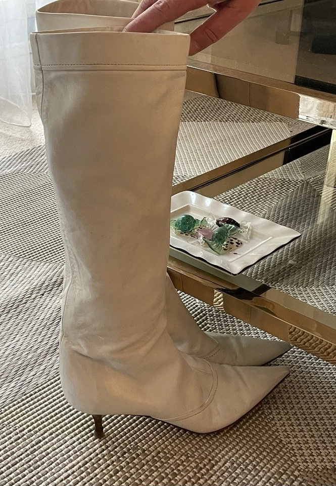 SERGIO ROSSI BELLES BOTTES VINTAGE CUIR BLANC P38,5 BOUTS POINTUS petits talons - Photo 4/4