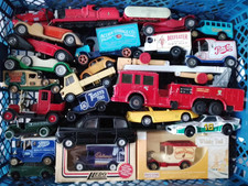 VINTAGE & LATER DIECAST TOY JOB LOT MATCHBOX YESTERYEAR LLEDO etc CARS TRUCK etc
