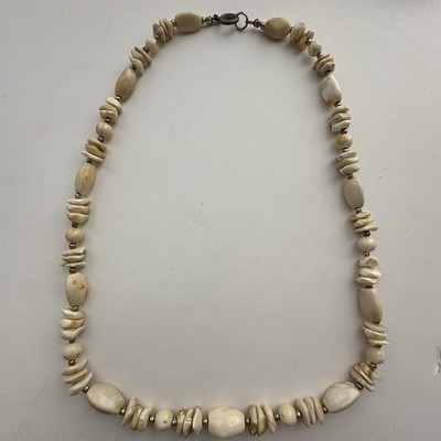 Vintage Neutral Beaded Costume Necklace Off-White Mixed Shape Beads Wt 81 grams