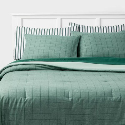 5pc Twin Comforter and Sheet Set Emerald Green - Room Essentials