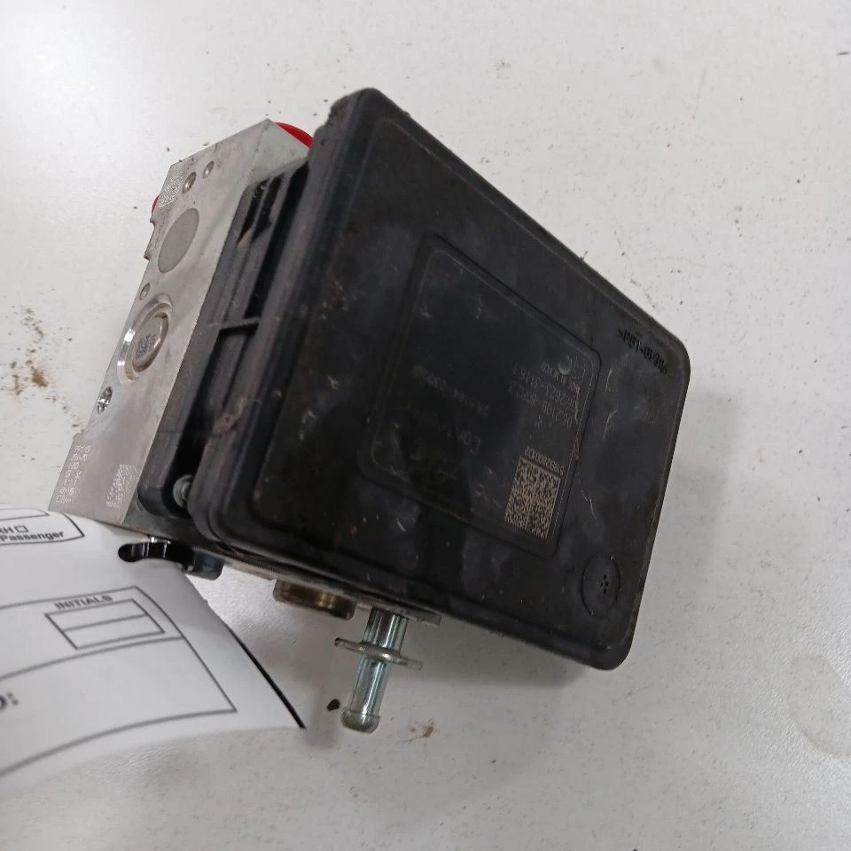 Actuador de bomba de pieza de freno antibloqueo mercado de Estados Unidos para Toyota Yaris 18-20 Foto 2 de 4