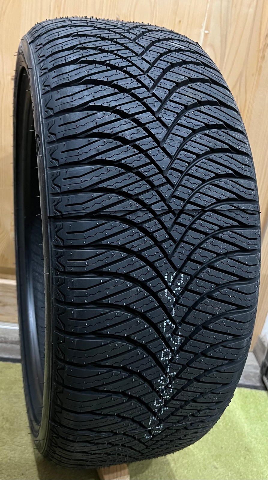 18 Zoll RS4 Ganzjahreskompletträder für Audi A3 S3 8P 8V A4 S4 8E 8H B6 TT 8J 8S - Bild 6