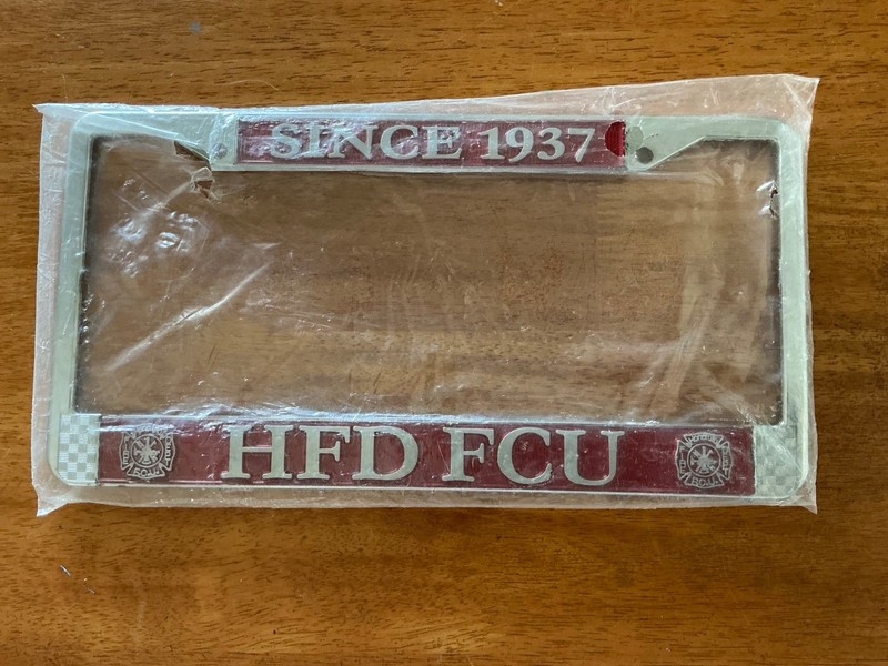 VINTAGE LICENSE PLATE FRAME Hawaii