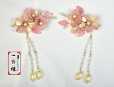 A Pair Of Pink Orange Flower Hair Clip With Dangle Children hair Clip