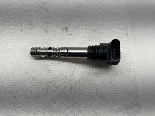 OEM 2 Ignition Coils For 2001 2002 2003-2005 VW JETTA PASSAT GOLF 1.8 06A905115D - Picture 5 of 9