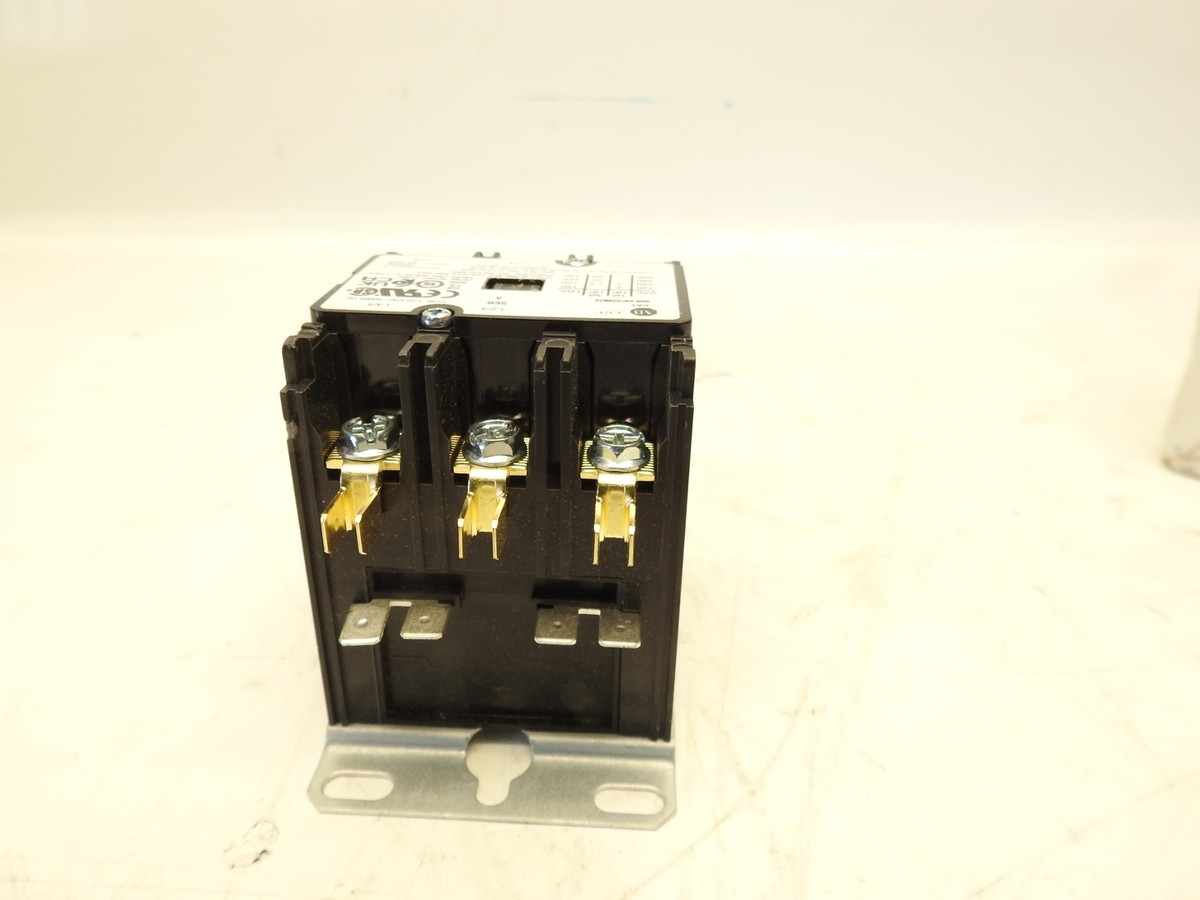 EATON XTCR012B21A Full Voltage Reversing IEC Contactor, 110/120 VAC V Coil, 12 A, 2NO-2NO