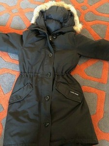 canada goose rossclair parka medium