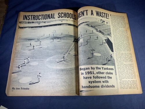 T7-100 WILLIE MAYS BASEBALL MAGAZINE - 1963 - VOLUME 1, No.1 - Picture 6 of 8