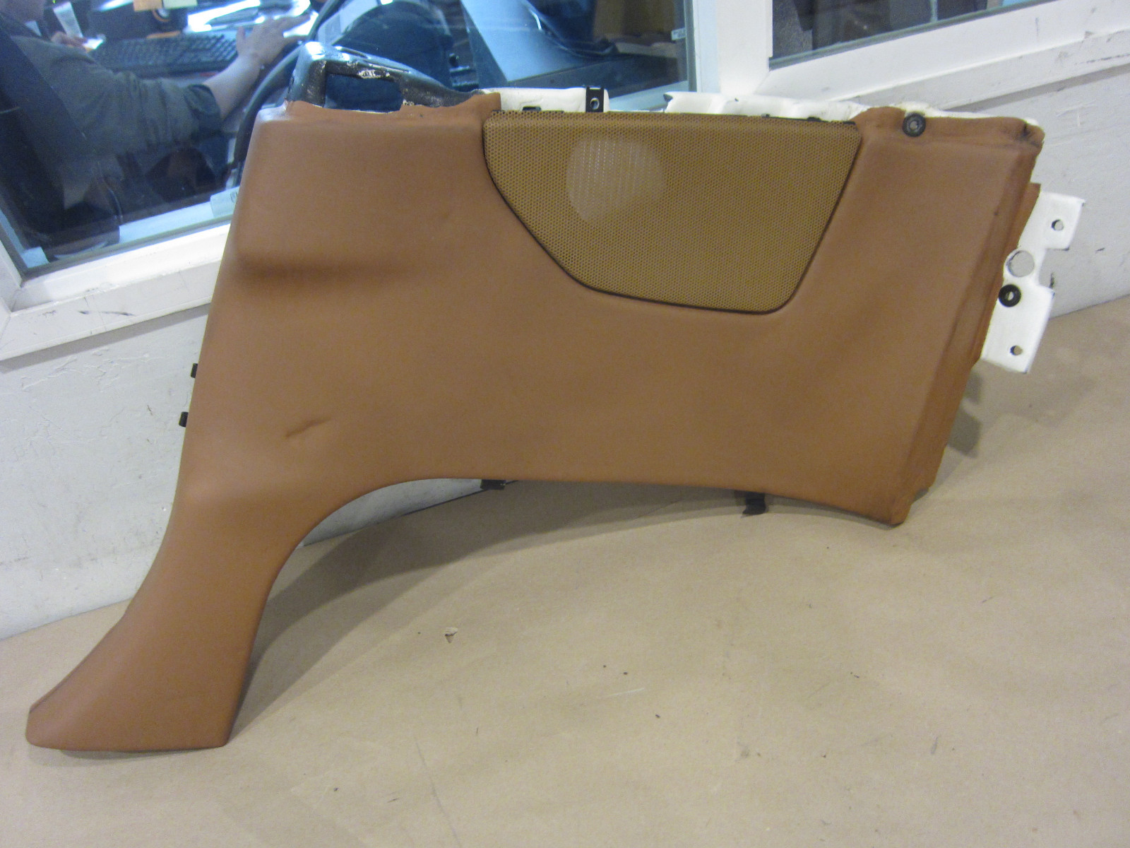 Ferrari California - RH Rear Side Panel-Cuoio Brown. Part# 81562400