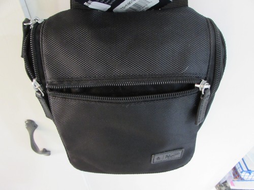PENGUIN Men's Hanging Travel Kit Case Bag Black NWT 2 bottles ballistic nylon - Picture 5 of 10