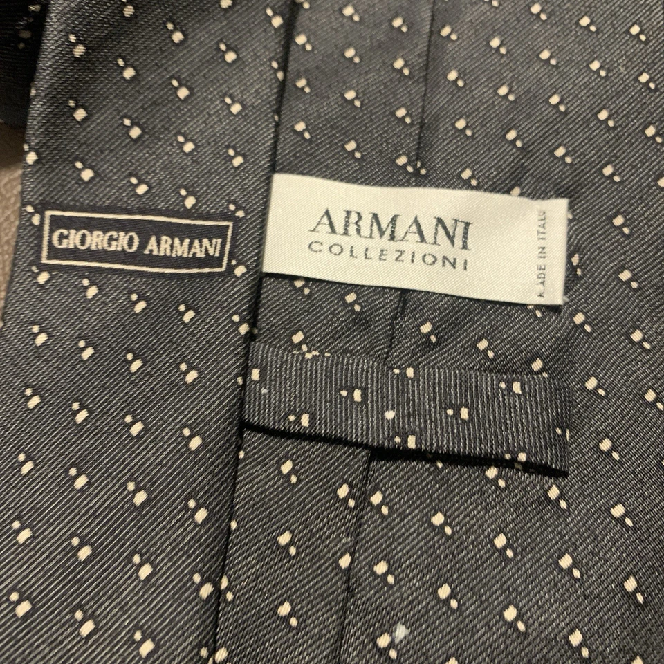 Corbata Armani Collezioni Para Hombre Negra Gris Plata Italia Punteada Calce Clásico Foto 2 de 4
