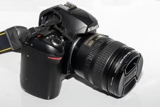 Nikon D70s 6.1MP Digital SLR Camera - Black (Kit w/ 18-70mm Lens)