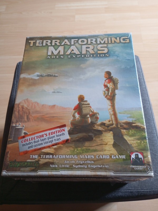 Terraforming Mars Card Game Ares Expedition Collectors Edition +Crisis Expansion