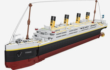Titanic Model Building Blocks Set, 2022 Pieces Bricks, Compatible with Major Bra