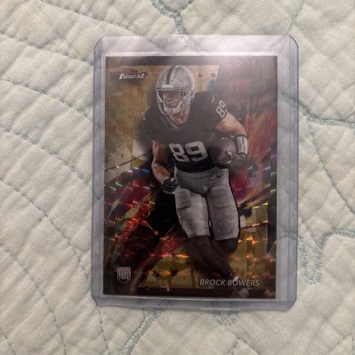 2024 Topps Finest - Common Brock Bowers #82 Gold Refractor /50 (RC)