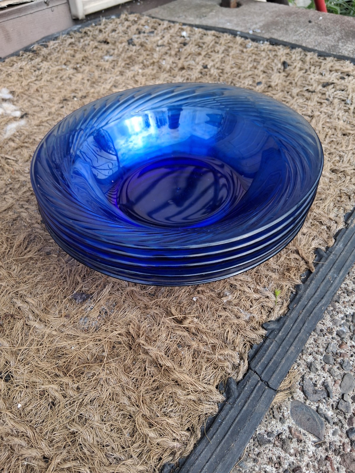 Pyrex Festiva Blue Swirl Glass Soup and Cereal Bowls Set of 5 7.5 Inch