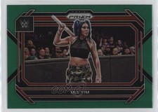 2023 Panini Prizm WWE Green Prizm Mia Yim #74 0nr3