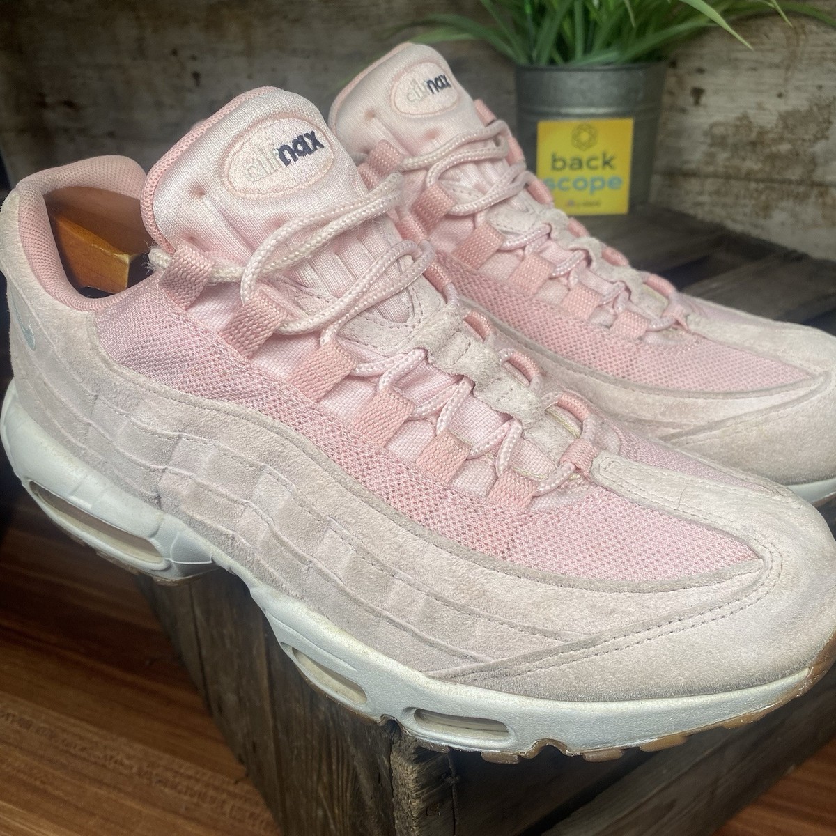 Nike Air Max 95 (2017) Prism 'Baby' Pink Suede Foam Gradient White