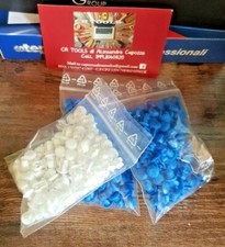 BOTTONI TARGA BLU 500 PEZZI - KIT FISSAGGIO TARGA AUTO CLIP  300 AZZURRO 200 BIA