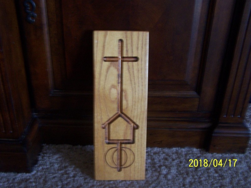 NICE HANDMADE RELIGIOUS WOODEN WALL PLAQUE