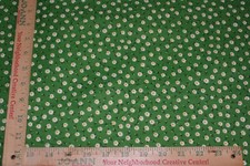 White Daisy Flowers Green Background Fabric 1 Yd 18"x 58" W Quilting Sewing
