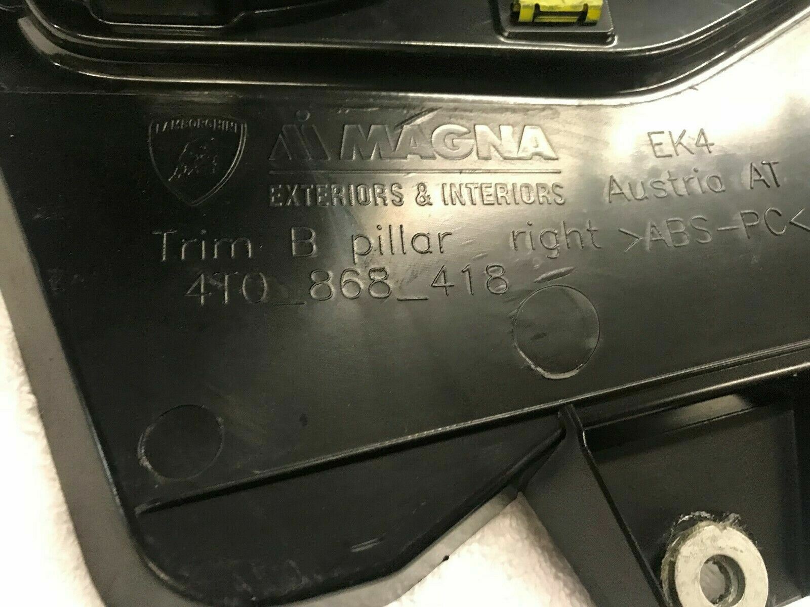 LAMBORGHINI HURACAN LP610 PASSENGER RIGHT SIDE INTERIOR B-PILLAR OEM 4T0868418A