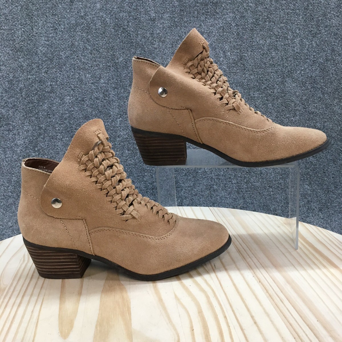 Plume By Faryl Robin Boots Womens 8 Ankle Booties Low Heels  display picture 2