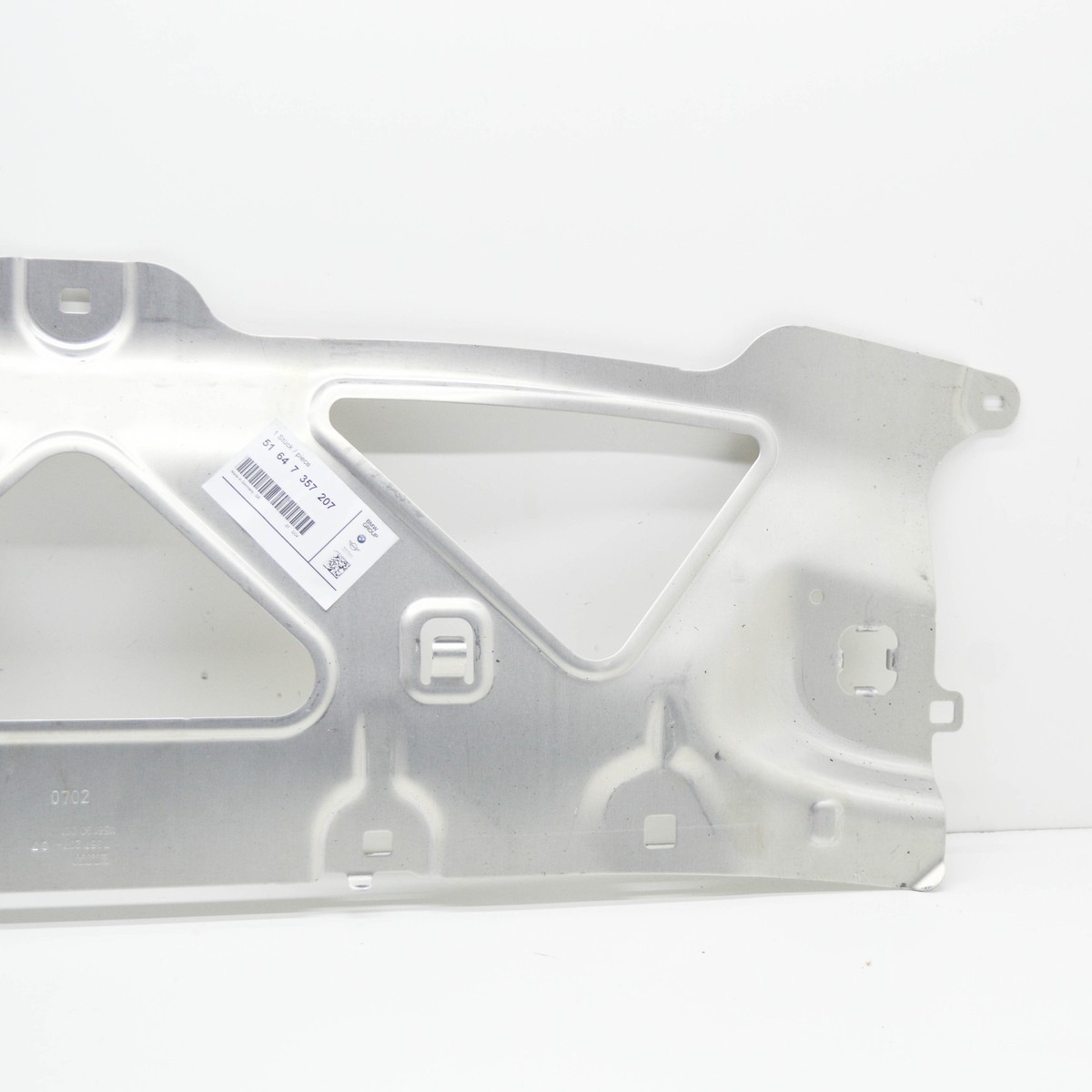 BMW 7 G11 G12 FRONT BODY CROSSLINK PANEL 51647357207 NO IMPORT
