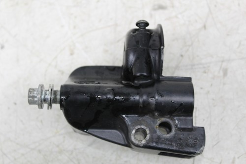 11 HARLEY-DAVIDSON FXDB DYNA STREET BOB FRONT BRAKE MASTER CYLINDER - Picture 6 of 7