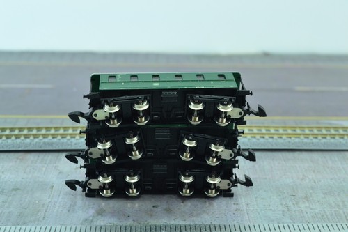 From Marklin 8768 Set Langenschwalbach 3X Passenger Cars  Z Scale - Picture 3 of 6