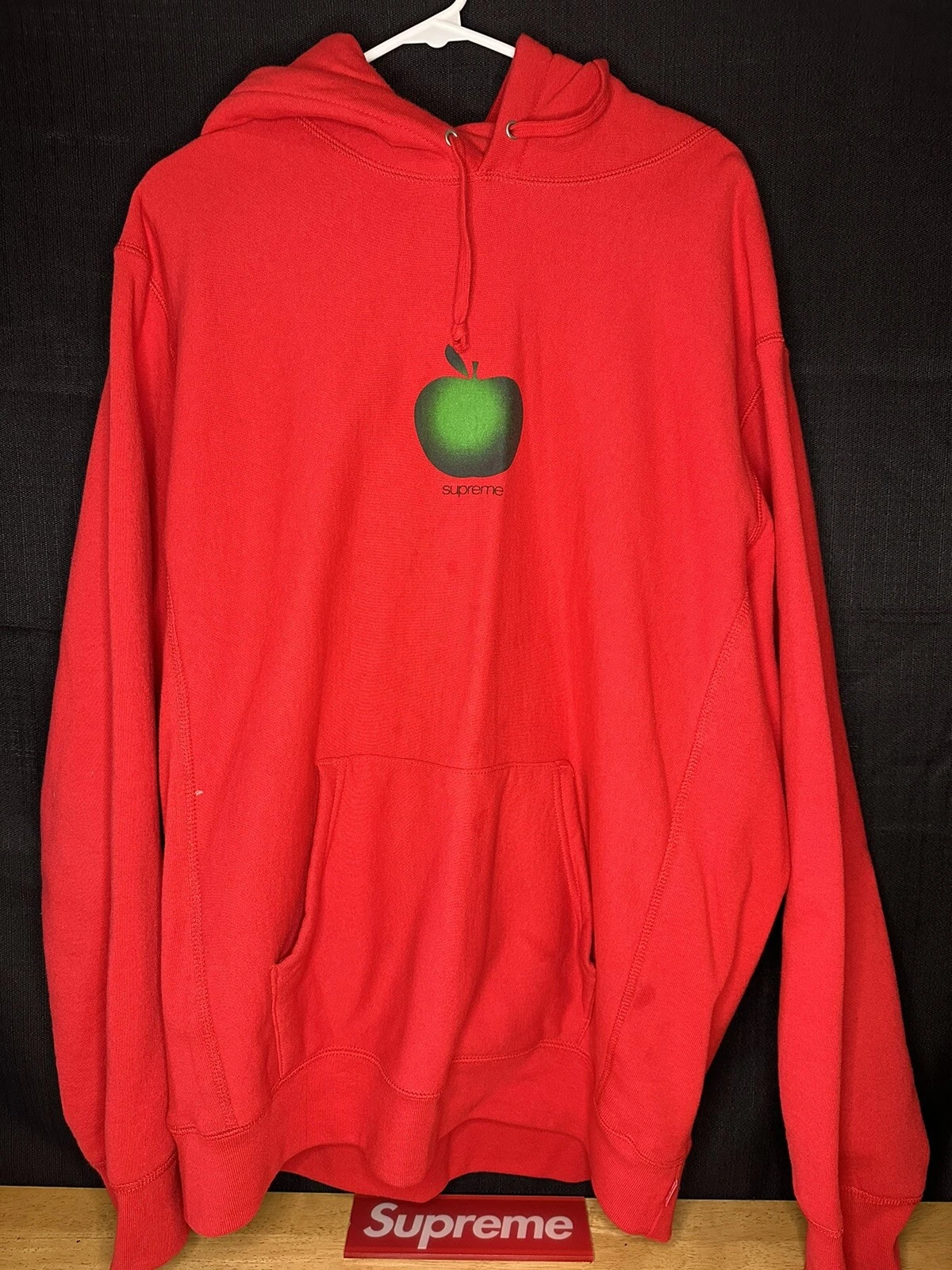 sweat à capuche suprême 