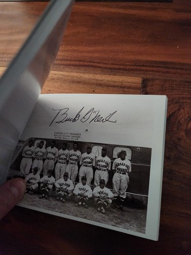 BLACK BALL~ A Book of Postcards ~ Signed by Buck O Neil ~~ LOOK ~ Amazing Auto! - Picture 3 of 3