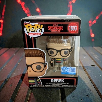 Funko Pop! Vinyl: Stranger Things - Derek - Exclusive Edition #1803 Text lesen