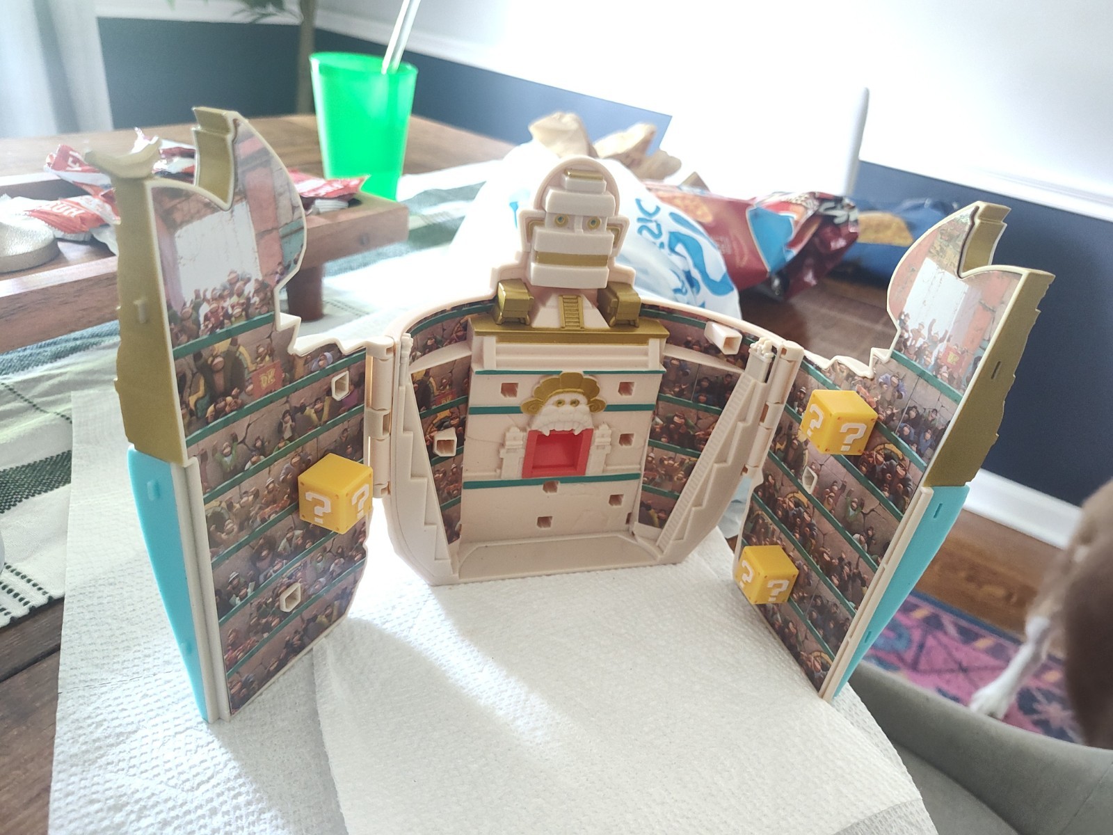 Picture 2 of 4