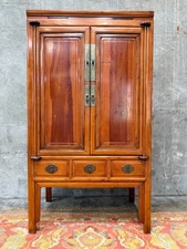 Chinese Qing Dynasty Late 19th Century Ningbo Elm Cabinet Antique Wardrobe Fine