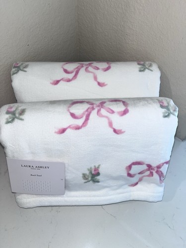 2-NWT LAURA ASHLEY OVERSIZED PINK BOW AND FLORAL BEACH TOWELS SET - Picture 2 of 11