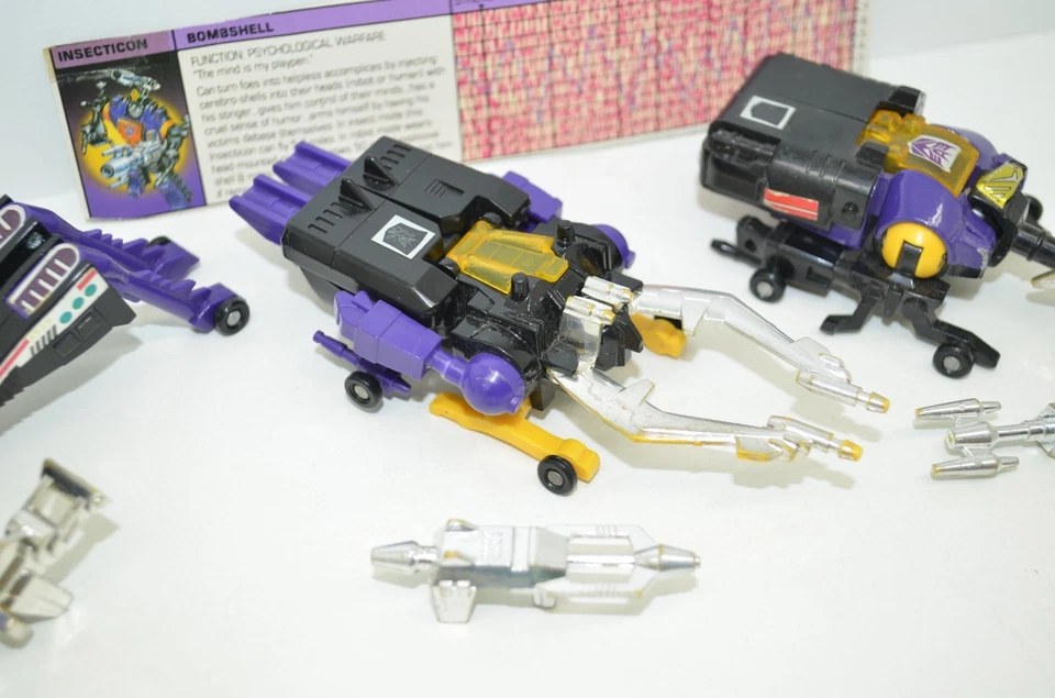 Transformers G1 Insecticons Shrapnel Kickback Bombshell Hasbro Original 100% Com - Image 4 of 4