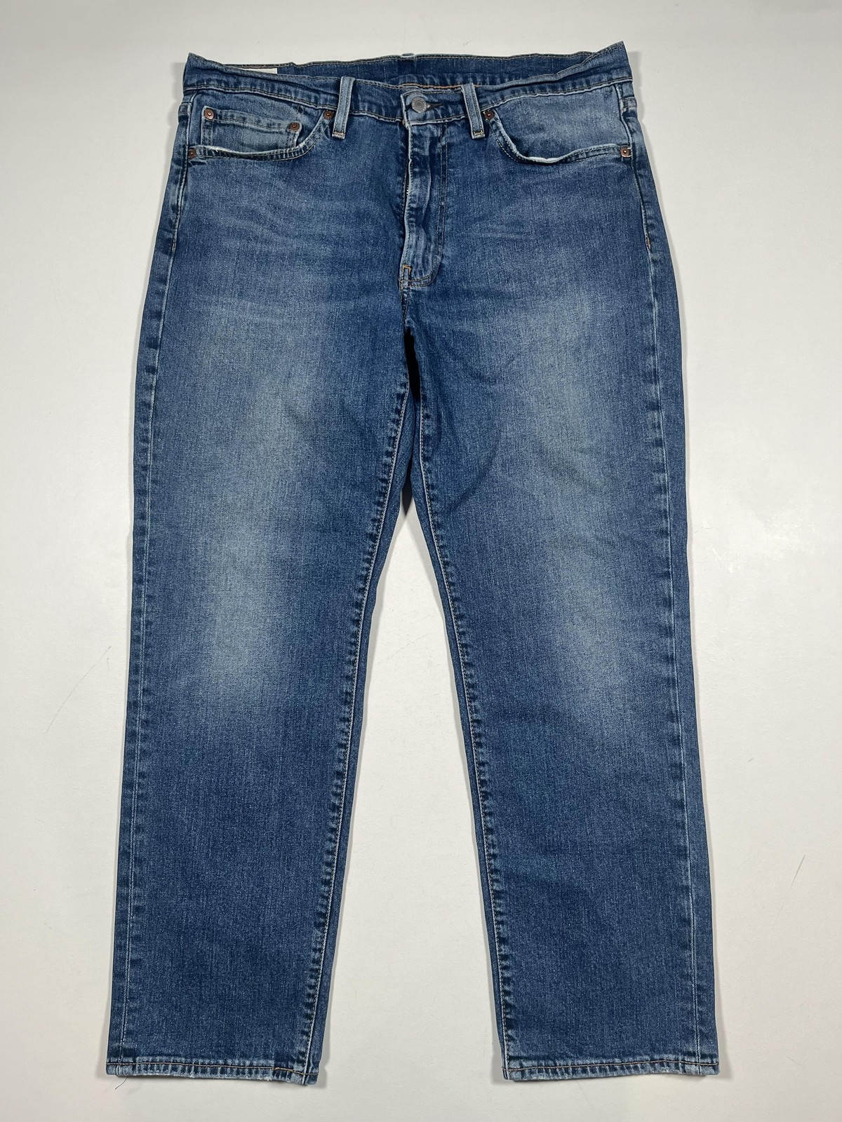 S 36x30 Blue Medium Wash Denim Athletic Taper Fit Pants