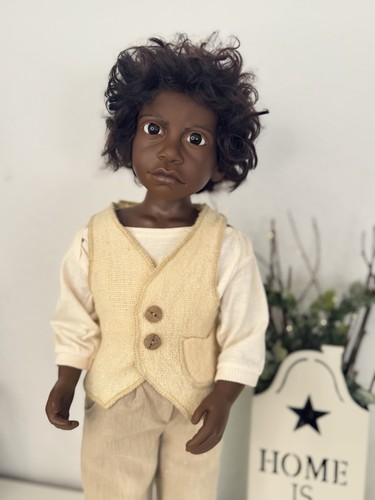 Collectible Vinyl Doll Billy by Philip Heath Gotz - Picture 3 of 10