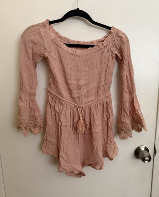 Women's Pink Off-Shoulder Long Bell Sleeve Lace Tassel Tie Waist Romper XS