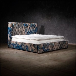 Timothy Oulton Cambridge King Tufted Upholstered Headboard Bed Frame Blue/Gray