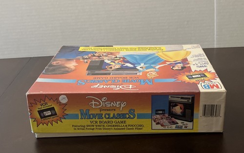 Vintage Disney Movie Classics Snow White Cinderella Pinocchio VCR VHS Board Game - Picture 6 of 22