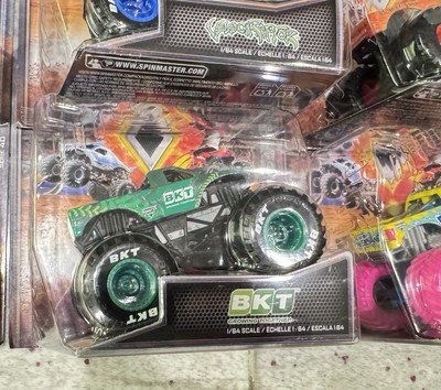 2025 Spin Master Monster Jam Series 40 - Full Set Of 8 Trucks