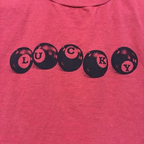 Camiseta ajustada Urban Outfitters Lucky 8 bolas para mujer S roja manga corta - Imagen 3 de 4