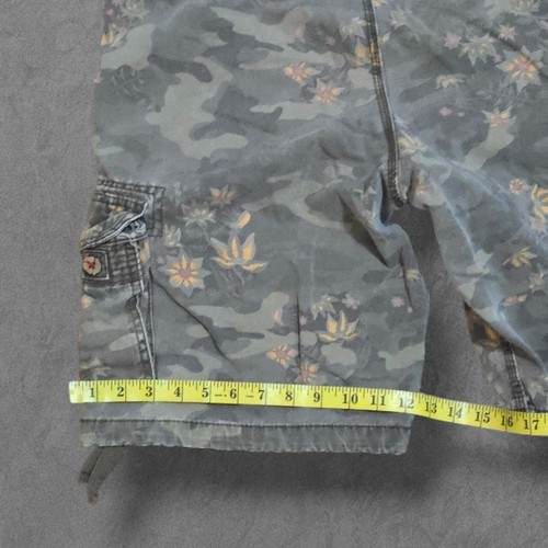 Y2k Jordan Craig Distressed Floral Camo Skater Shorts W32 - Picture 7 of 8